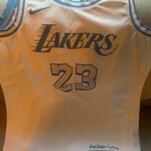 Lebron James Jersey
